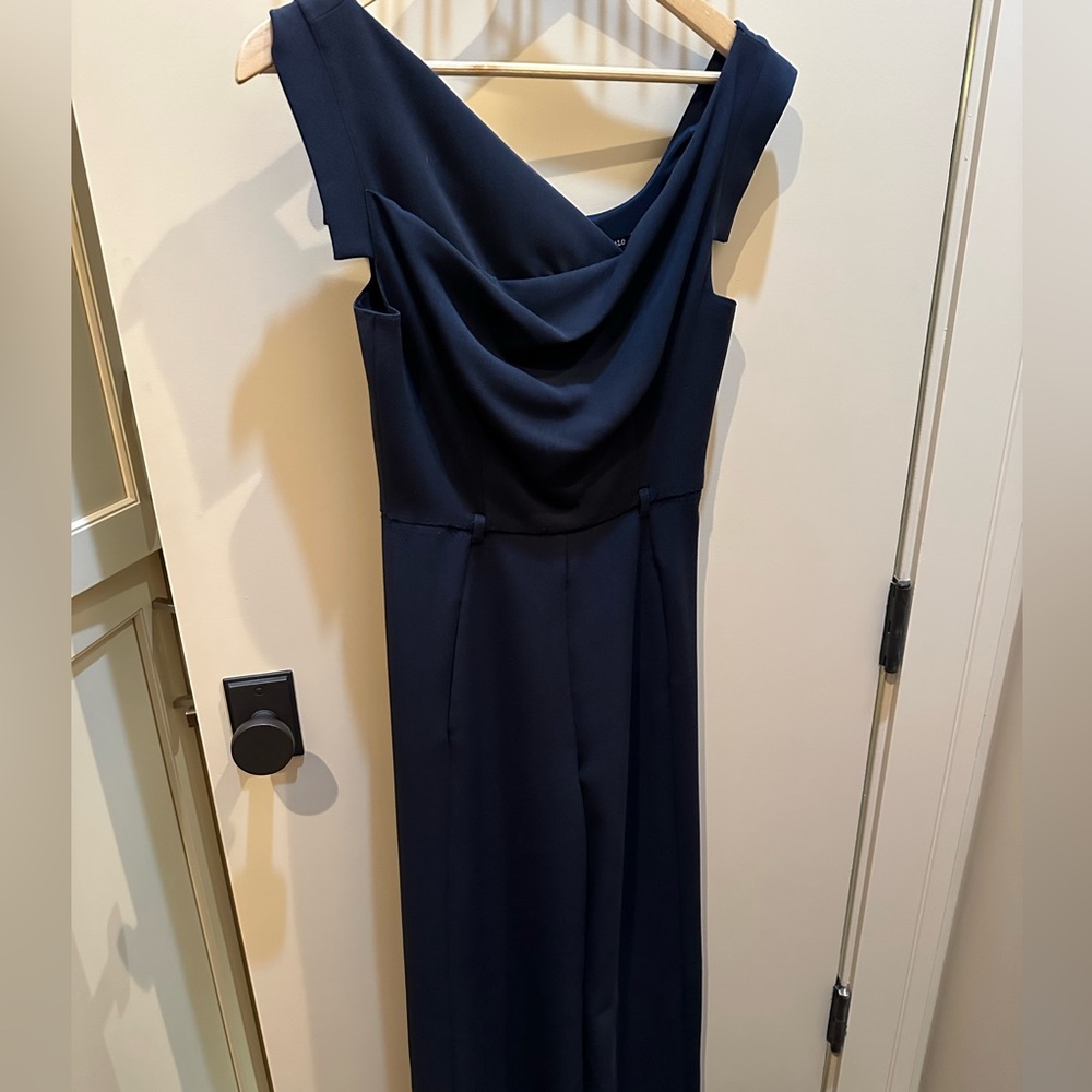 Navy Blue Wide Leg Pantsuit #smartcasual #christmasparty #holidayparty